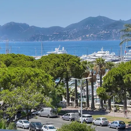 Apartment Ref 1478 - Croisette - Sea View For Rent Cannes